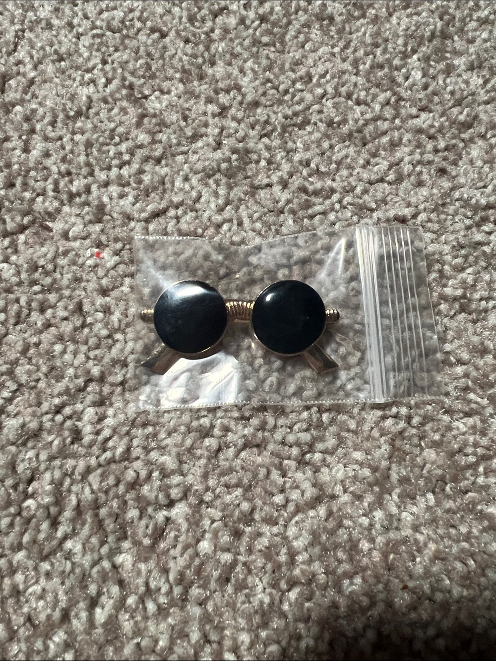 🎉5/$25 Round frame sunglasses pin